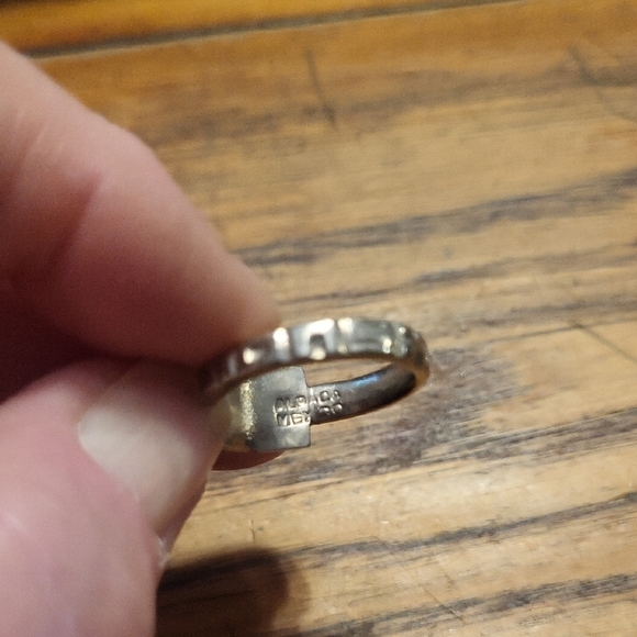 Silver Egyptian Style Ring - Picture 2 of 3